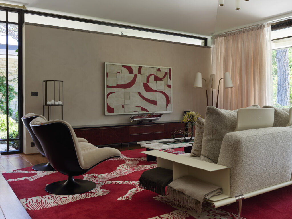 dining_2 Luxury villa interior design South of France — living area with natural materials